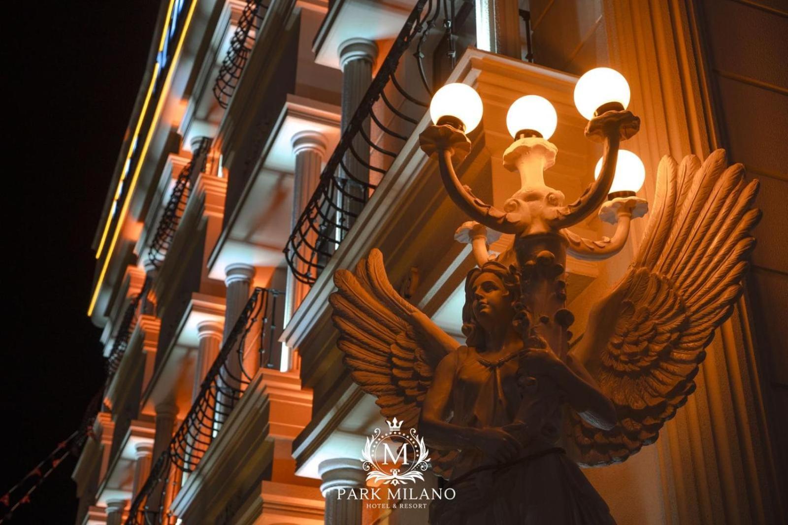 Park Milano Hotel 이즈미르 외부 사진
